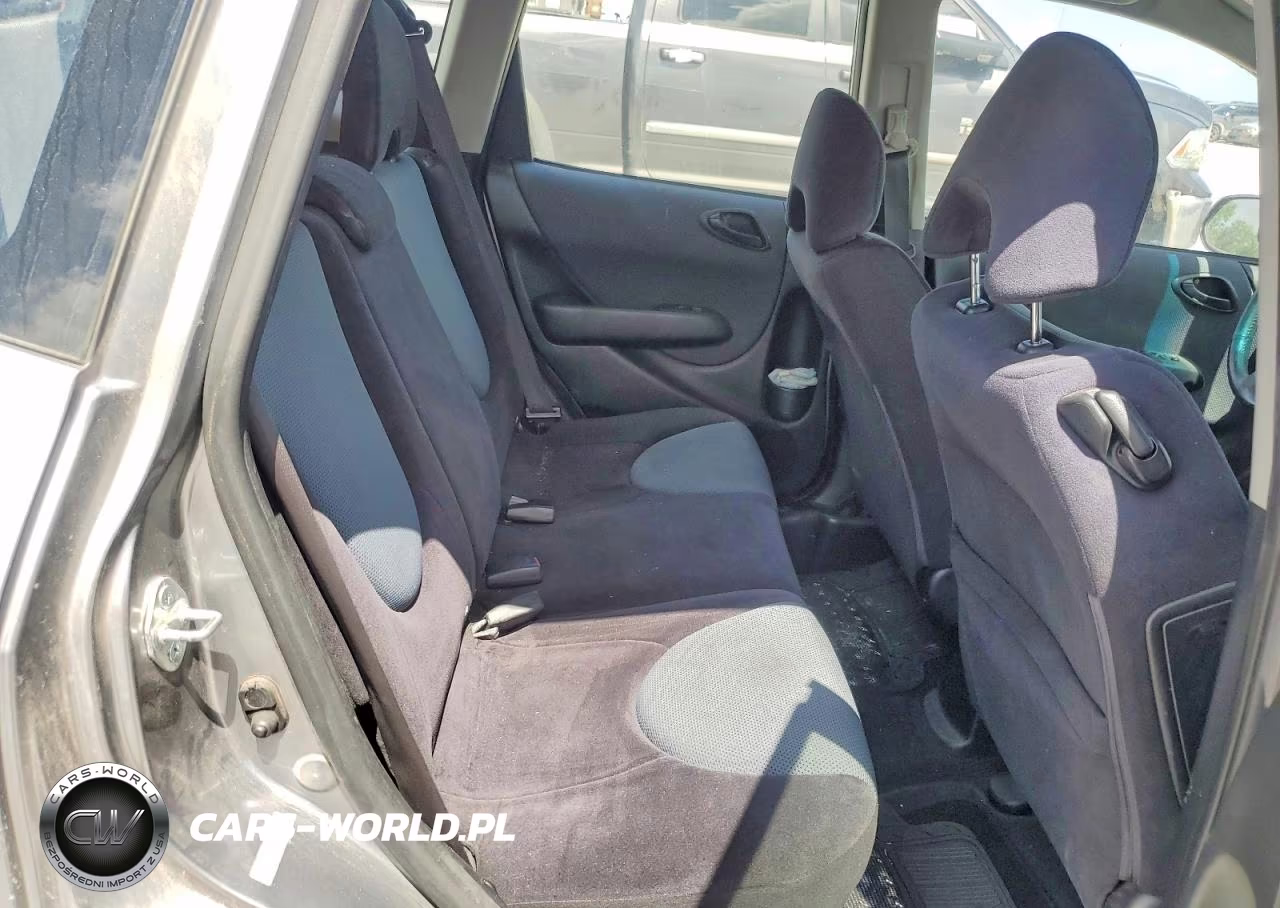 2007 Honda Fit S VIN:JHMGD38687S016263 - 10