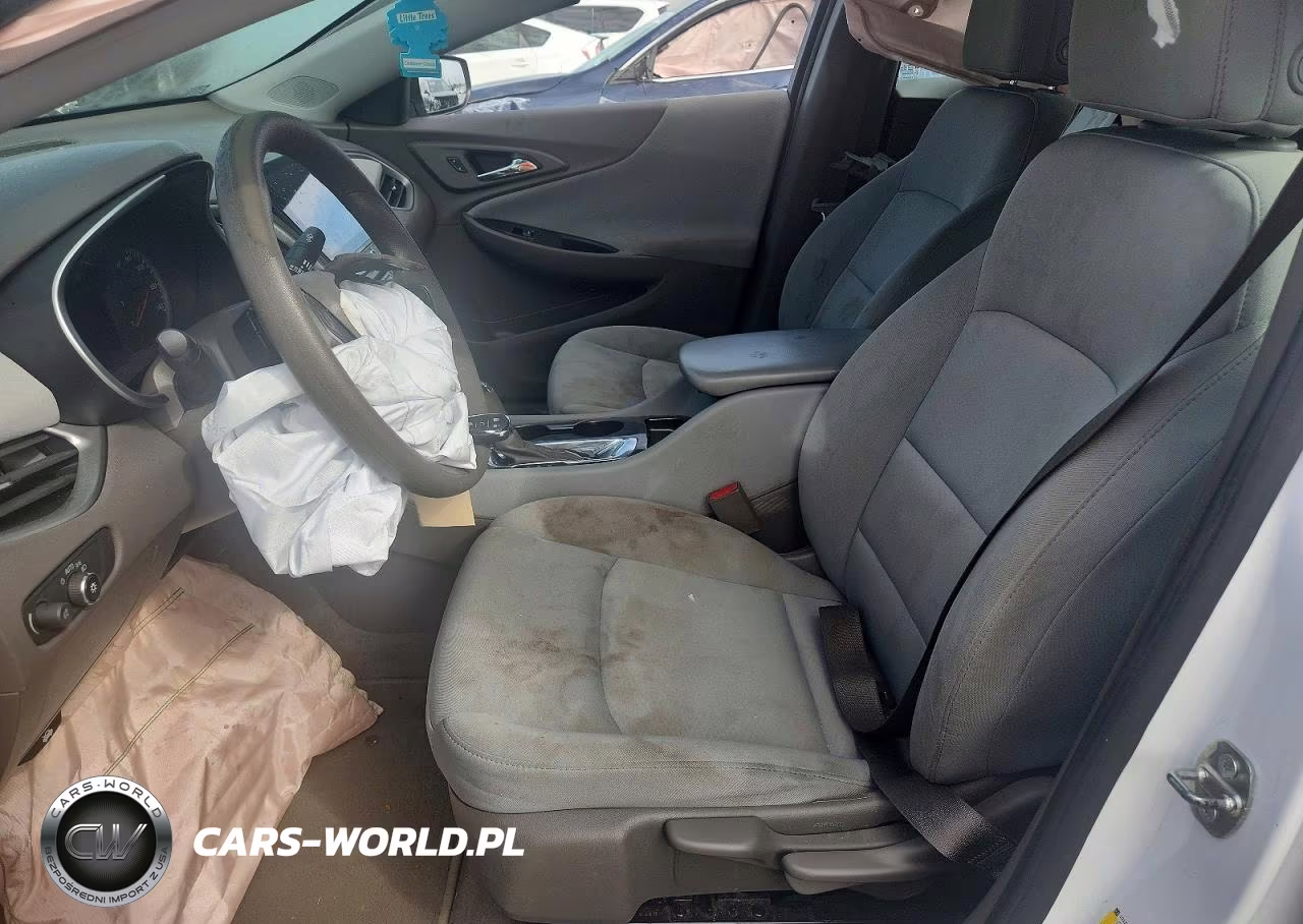 2020 Chevrolet Malibu VIN:1G1ZB5ST0LF011080 - 7