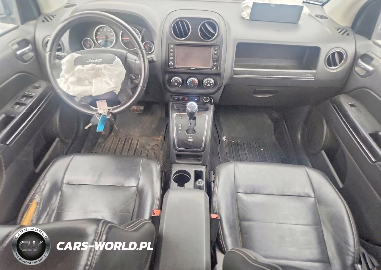 2010 Jeep Compass Limited VIN:1J4NT5FB4AD562944 - 8