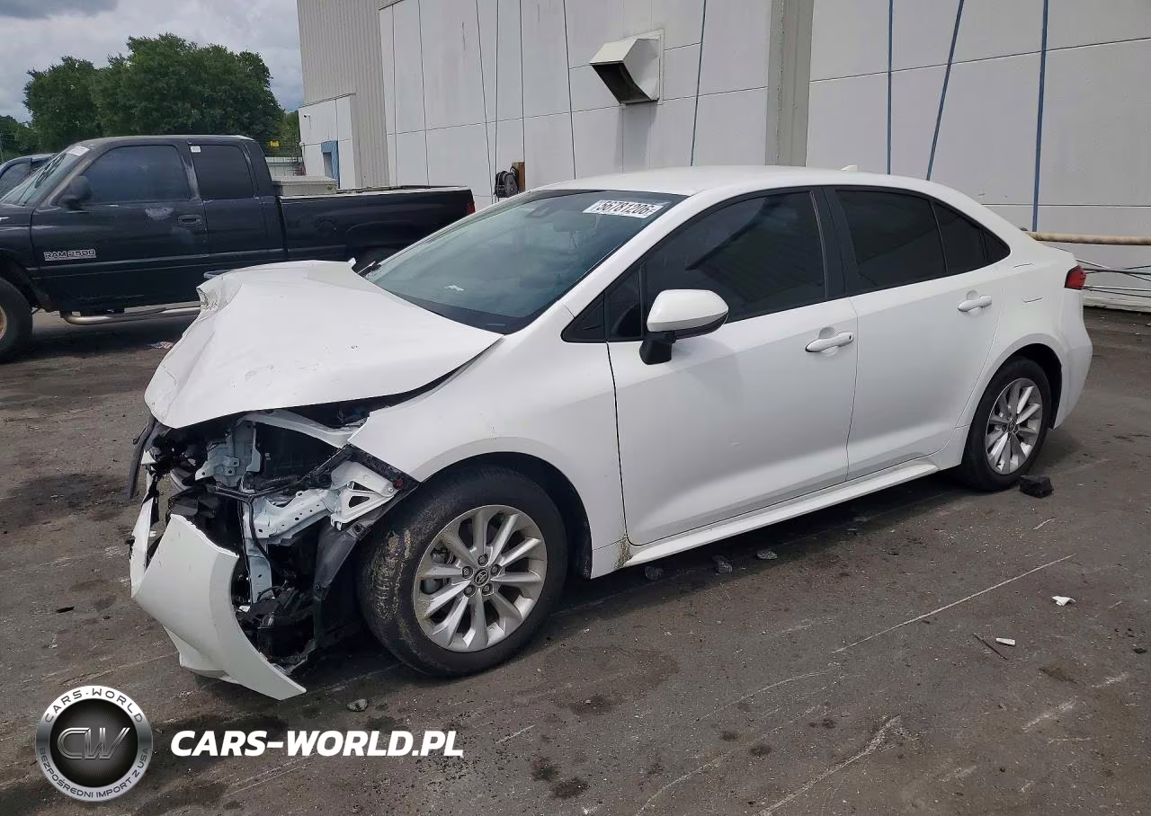 2022 Toyota Corolla Le – zdjęcie 1 z 12
