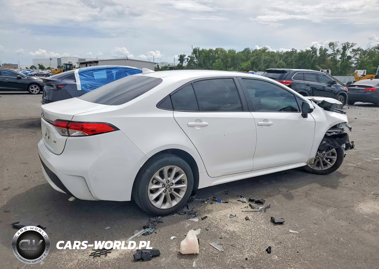 2022 Toyota Corolla Le VIN:5YFVPMAE8NP362982 - 3