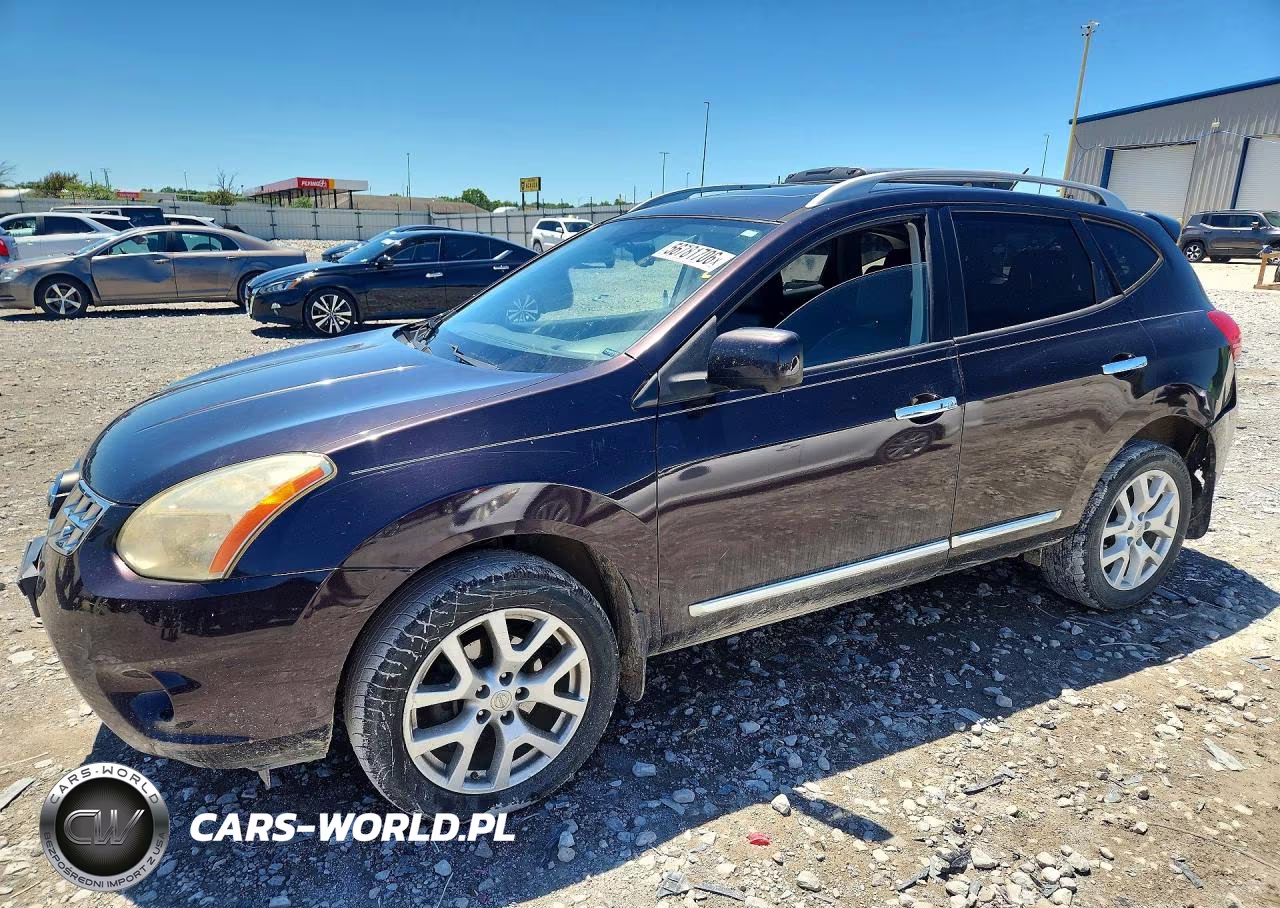 2013 Nissan Rogue S – zdjęcie 1 z 13