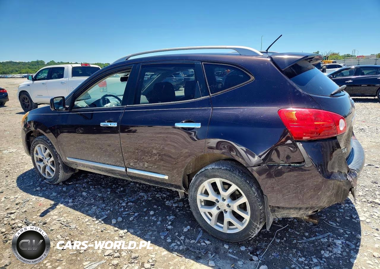 2013 Nissan Rogue S VIN:JN8AS5MV7DW110021 - 2
