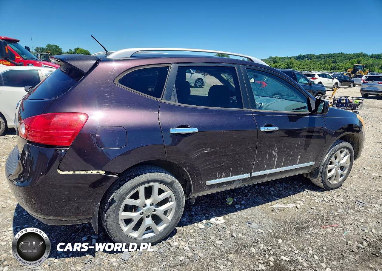 2013 Nissan Rogue S VIN:JN8AS5MV7DW110021 - 3