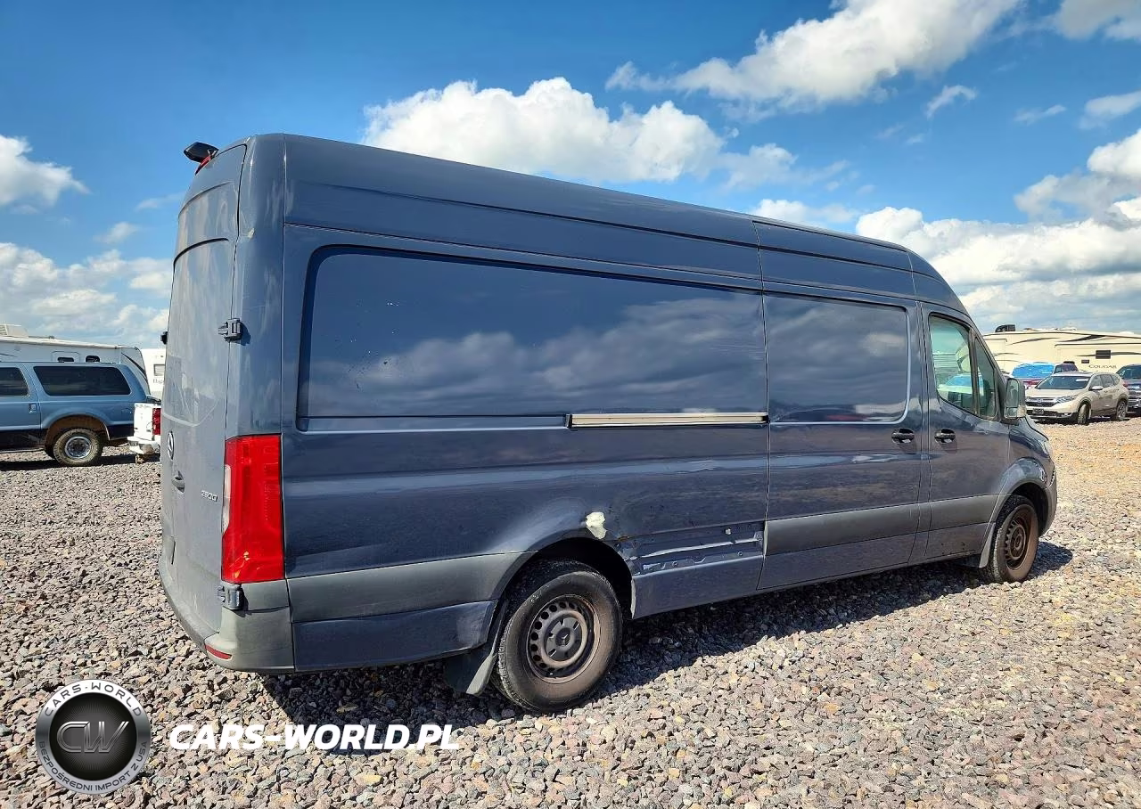2019 Mercedes-Benz Sprinter 2500 VIN:WD4PF1CDXKP130465 - 3