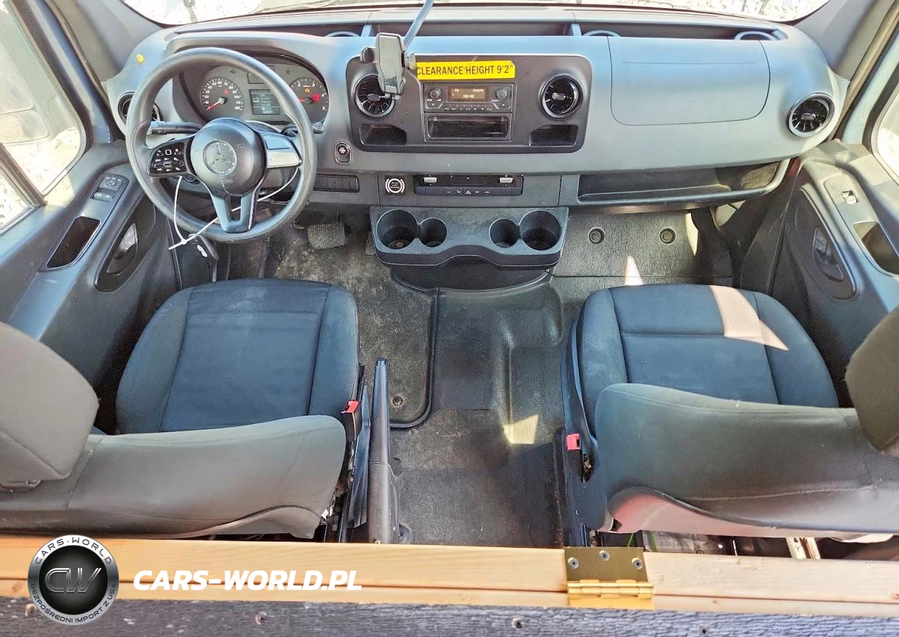 2019 Mercedes-Benz Sprinter 2500 VIN:WD4PF1CDXKP130465 - 8