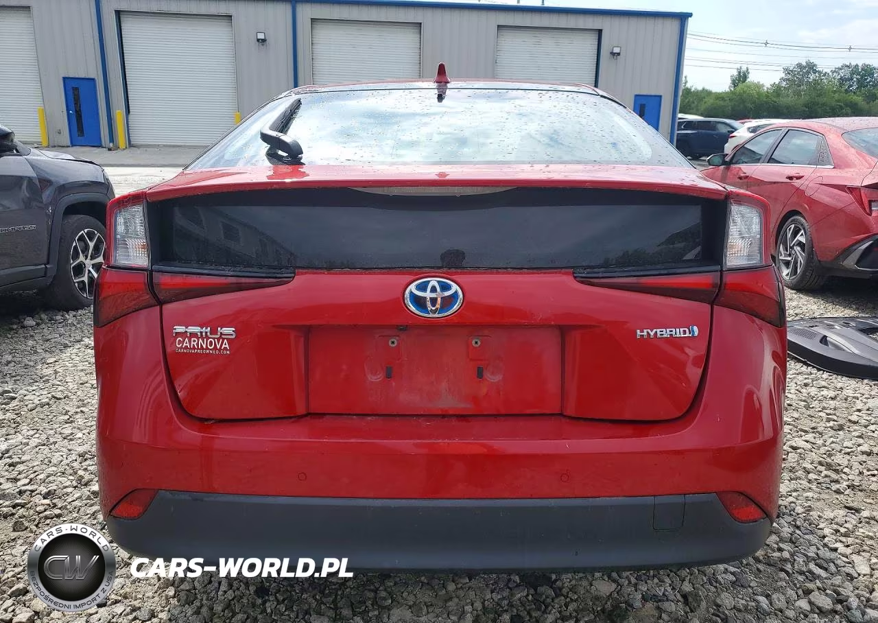 2021 Toyota Prius Le VIN:JTDKAMFU6M3140016 - 6