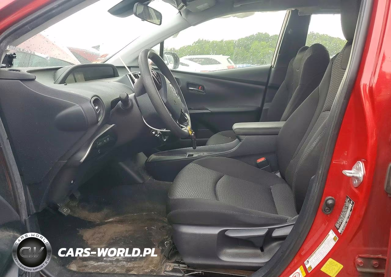 2021 Toyota Prius Le VIN:JTDKAMFU6M3140016 - 7