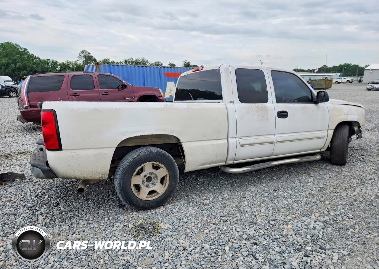 2006 Chevrolet Silverado C1500 VIN:2GCEC19V361108109 - 3