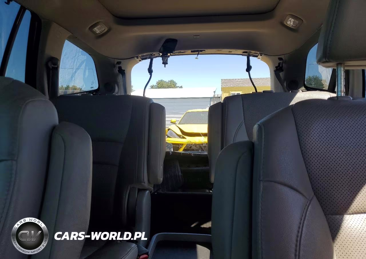 2017 Honda Pilot Elite VIN:5FNYF6H01HB079863 - 10