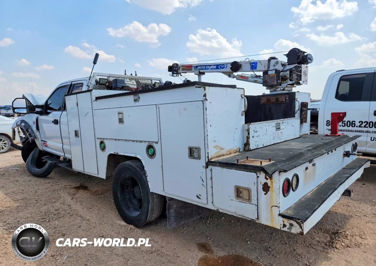 2017 Ford F550 Super Duty VIN:1FD0X5GT2HEC33218 - 2