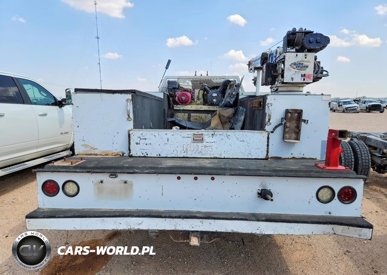 2017 Ford F550 Super Duty VIN:1FD0X5GT2HEC33218 - 6