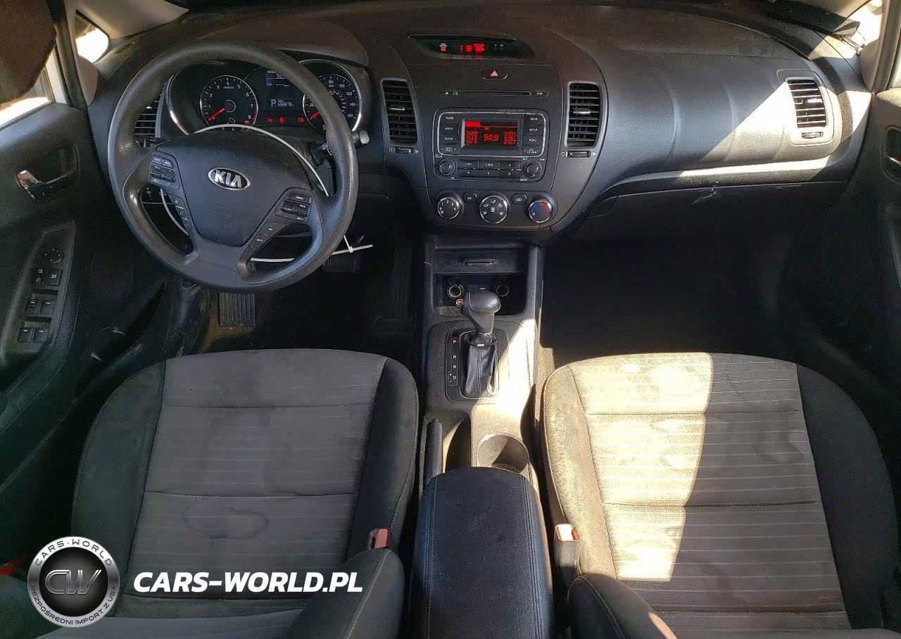 2016 Kia Forte VIN:KNAFK5A82G5630747 - 8