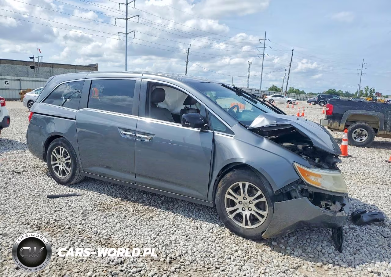 2013 Honda Odysseyexl VIN:5FNRL5H68DB016880 - 4