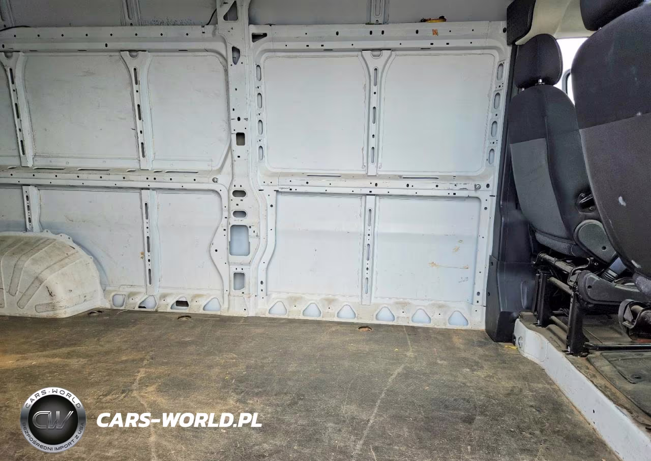 2023 Ram Promaster 2500 Delivery Van VIN:3C6LRVDG5PE576070 - 11