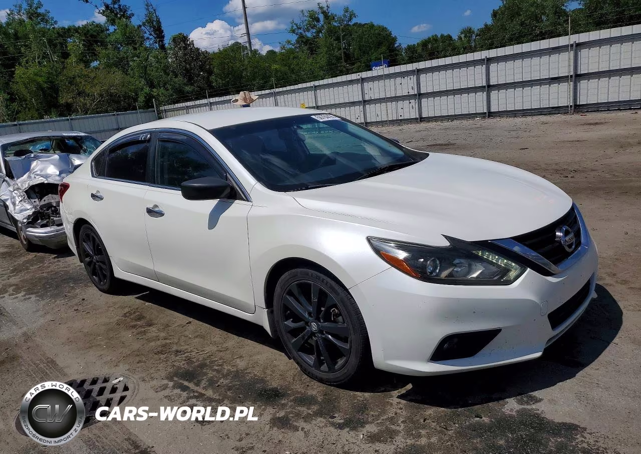 2017 Nissan Altima 2.5 Sr VIN:1N4AL3AP8HC472441 - 4