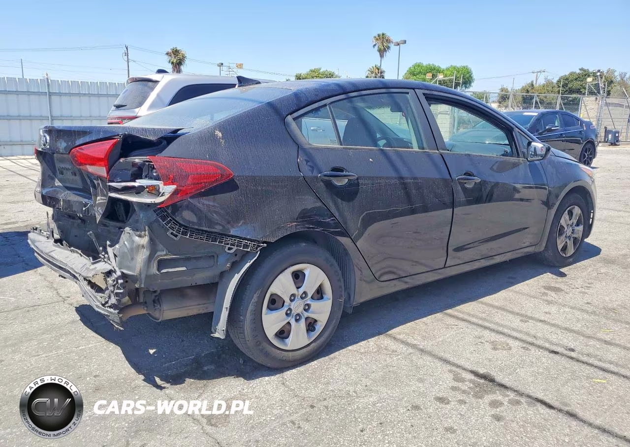 2018 Kia Forte Lx VIN:3KPFL4A7XJE199345 - 3