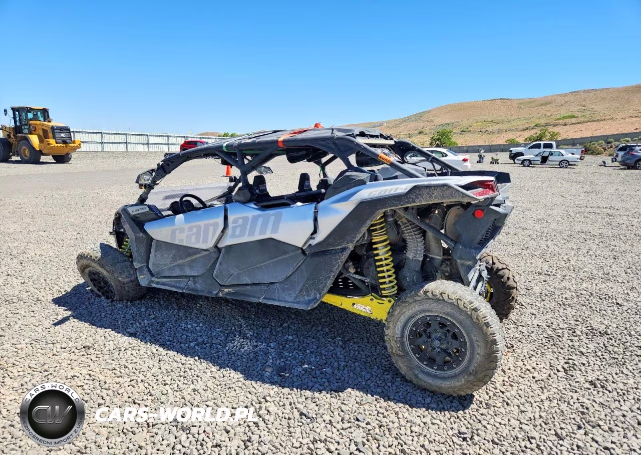 2019 Can-Am Maverick X3 Utility Vehicle VIN:3JBVMAY25KK000242 - 3