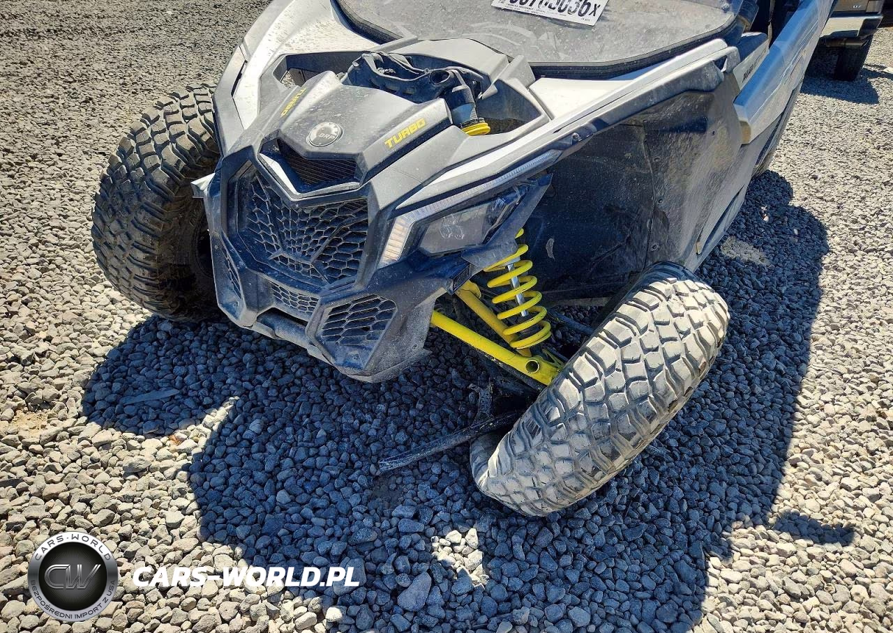2019 Can-Am Maverick X3 Utility Vehicle VIN:3JBVMAY25KK000242 - 9