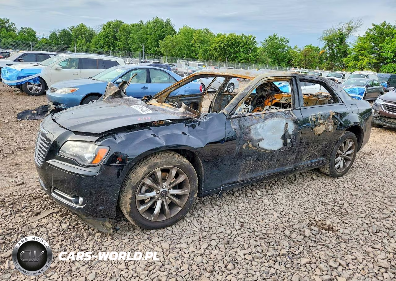 2014 Chrysler 300 S VIN:2C3CCAGG4EH384658 - 1