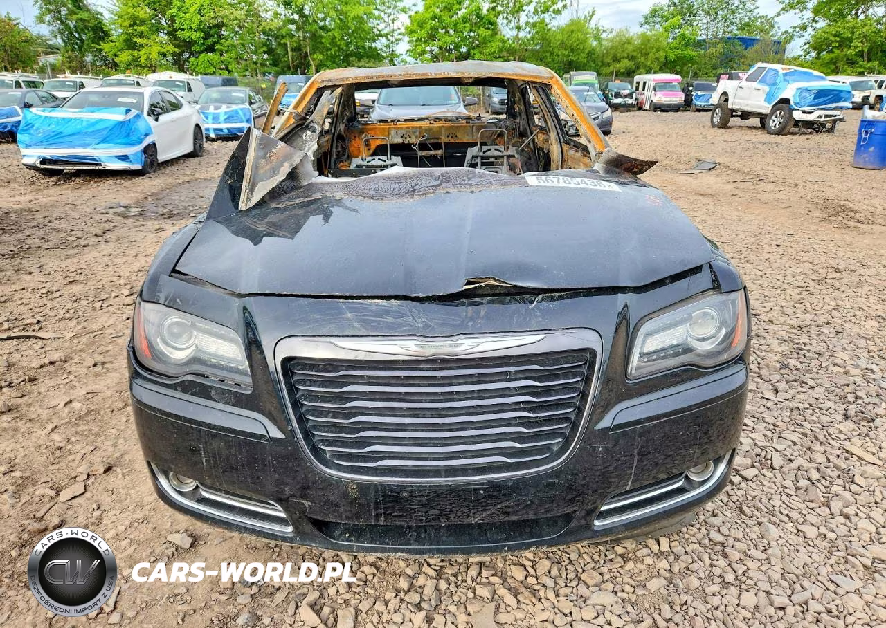 2014 Chrysler 300 S VIN:2C3CCAGG4EH384658 - 5