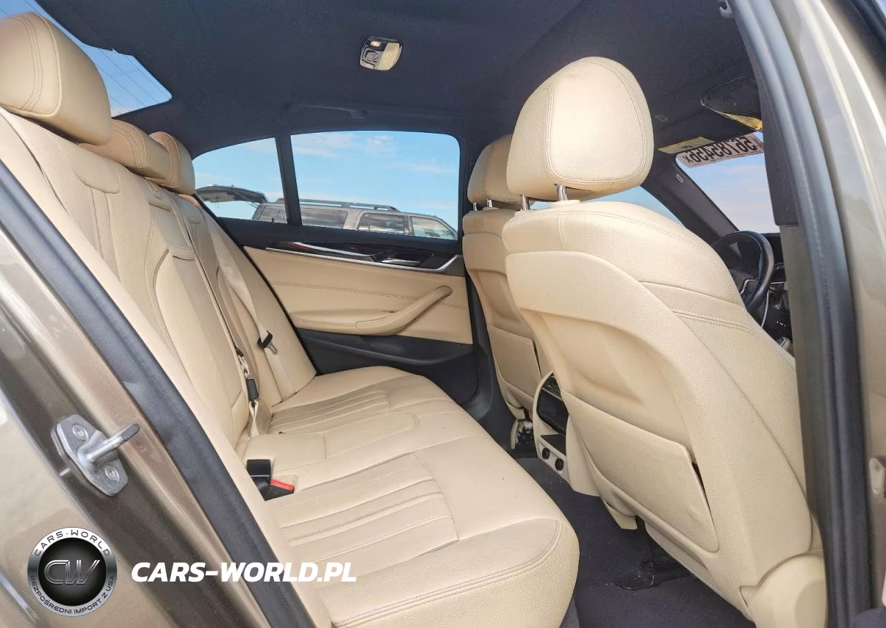 2018 BMW 530 I VIN:WBAJA5C55JWA38215 - 10