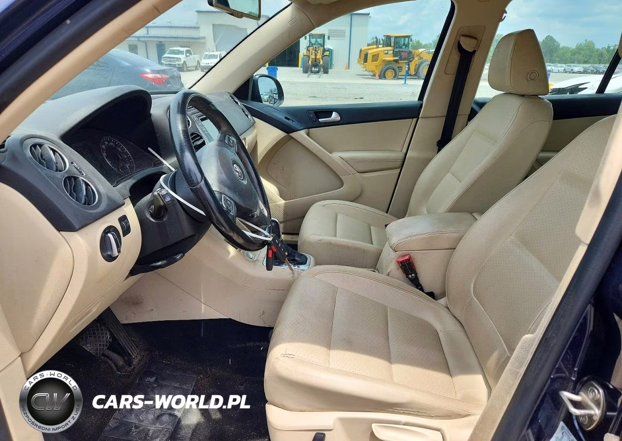 2016 Volkswagen Tiguan S VIN:WVGAV7AX3GW600699 - 7