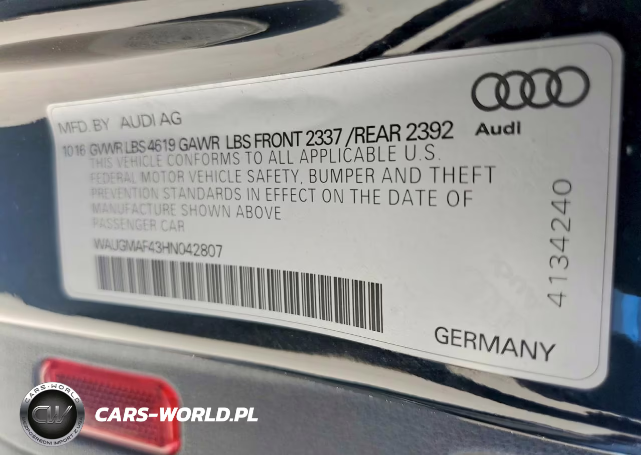 2017 Audi A4 Ultra Premium VIN:WAUGMAF43HN042807 - 12