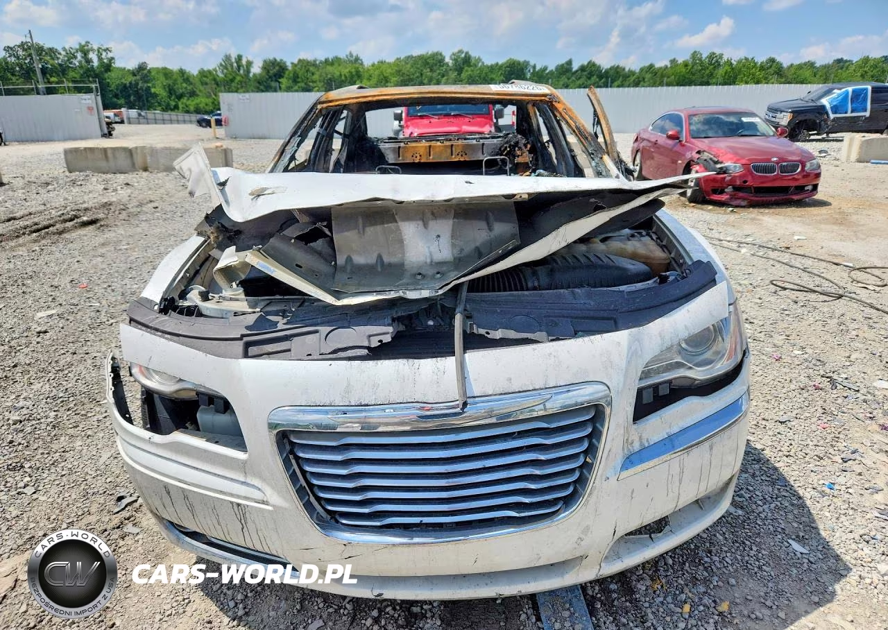 2013 Chrysler 300C VIN:2C3CCAEG8DH518668 - 5