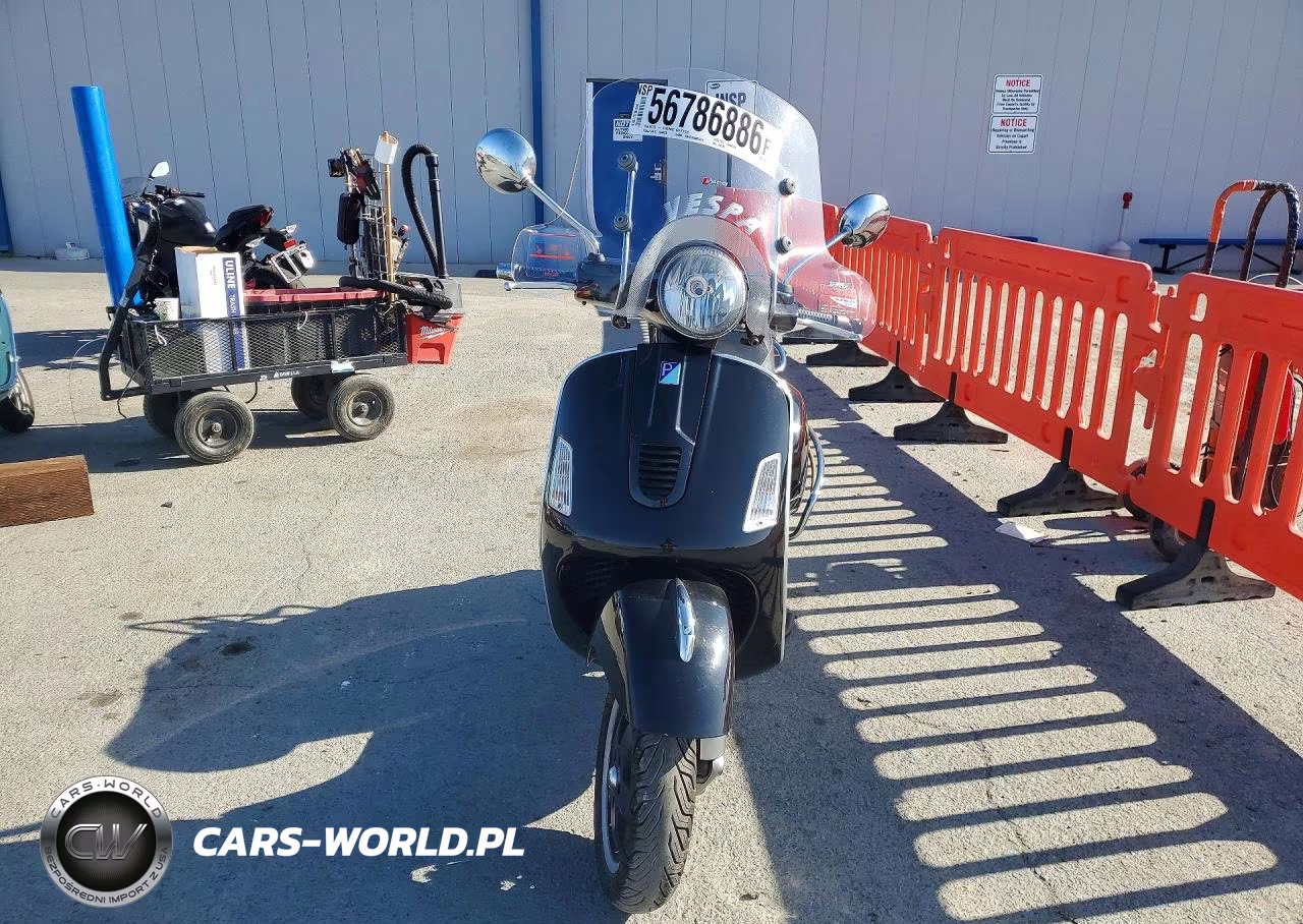2010 Vespa Gts 300 Super VIN:ZAPM459L5A5700339 - 2