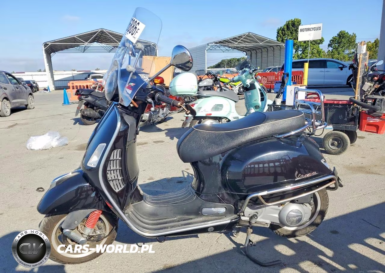 2010 Vespa Gts 300 Super VIN:ZAPM459L5A5700339 - 3