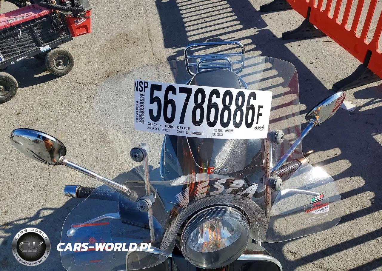 2010 Vespa Gts 300 Super VIN:ZAPM459L5A5700339 - 5