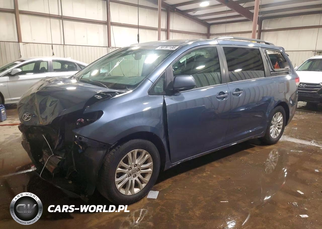 2014 Toyota Sienna Xle 8-Passenger VIN:5TDYK3DCXES459592 - 1