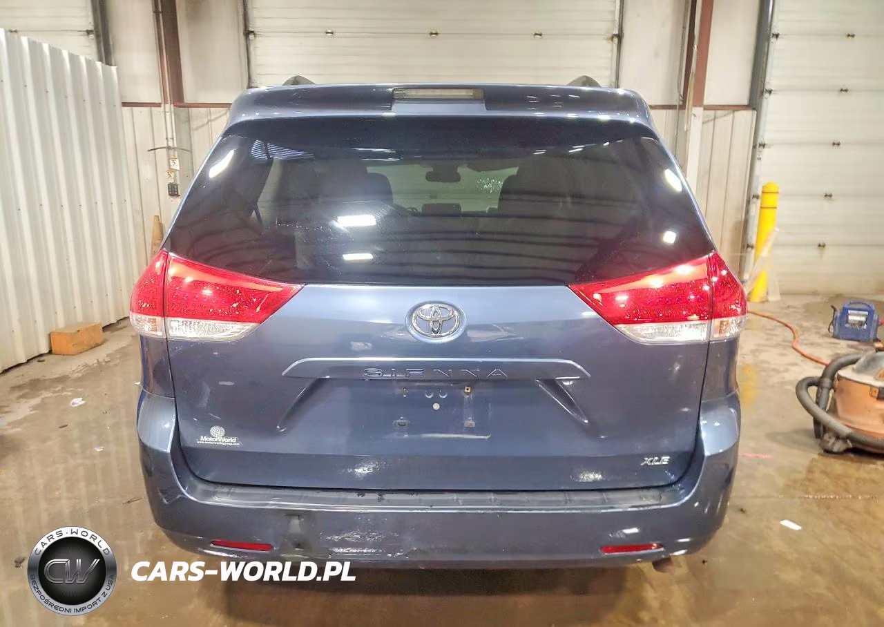 2014 Toyota Sienna Xle 8-Passenger VIN:5TDYK3DCXES459592 - 6