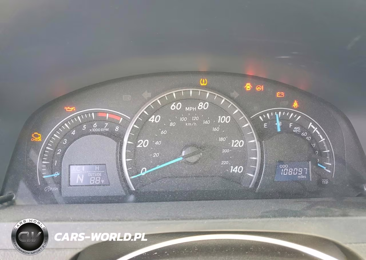 2014 Toyota Camry Le VIN:4T4BF1FKXER380696 - 9