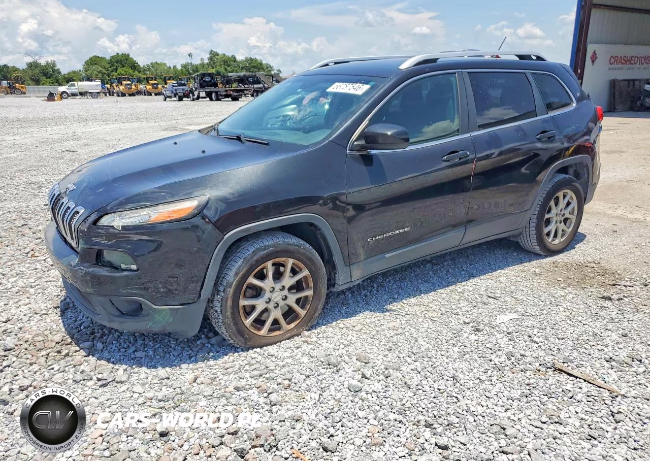 2015 Jeep Cherokee Latitude – zdjęcie 1 z 13