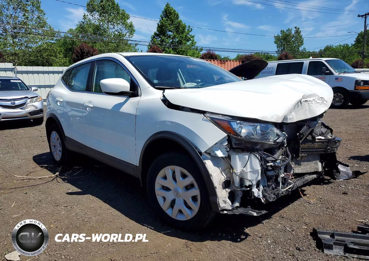 2019 Nissan Rogue Sport S VIN:JN1BJ1CR8KW352753 - 4