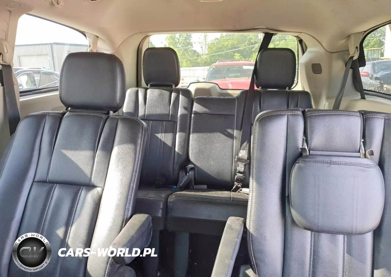2013 Dodge Grand Caravan Crew VIN:2C4RDGDG8DR570349 - 10