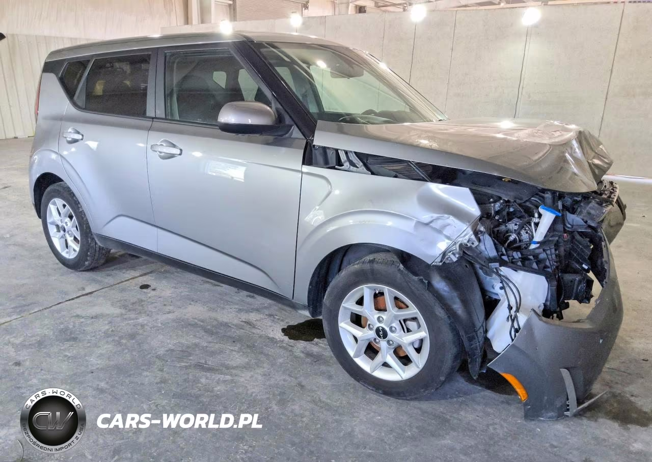 2015 Kia Soul Base VIN:KNDJN2A2XF7771311 - 4