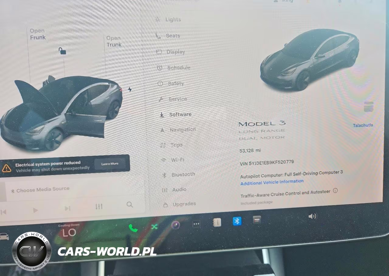 2019 Tesla Model 3 VIN:5YJ3E1EB9KF520779 - 9