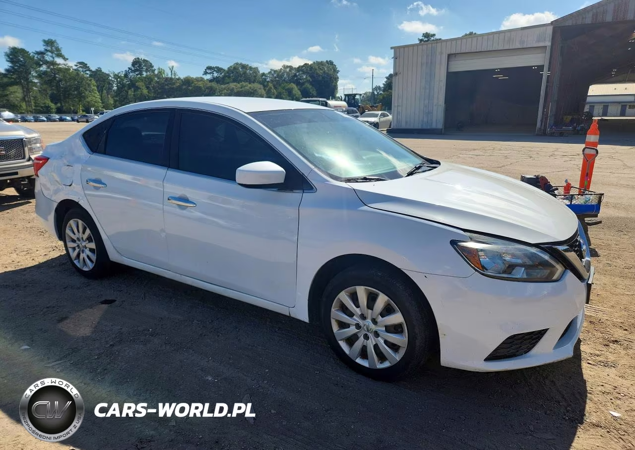 2018 Nissan Sentra S VIN:3N1AB7AP7JY257069 - 4