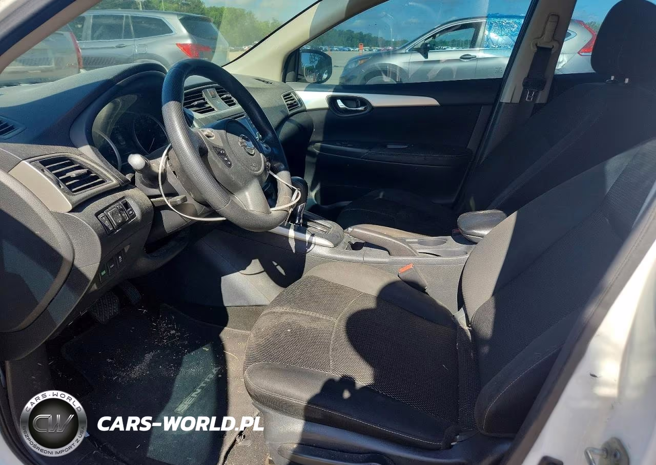 2018 Nissan Sentra S VIN:3N1AB7AP7JY257069 - 7