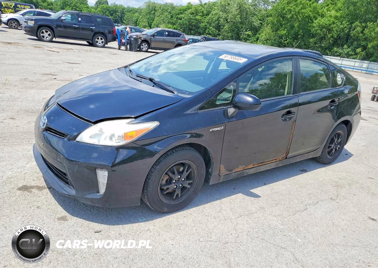 2013 Toyota Prius Three – zdjęcie 1 z 12