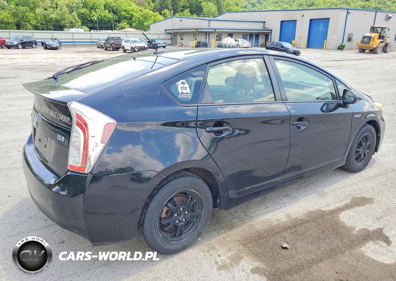 2013 Toyota Prius Three VIN:JTDKN3DU4D5638348 - 3