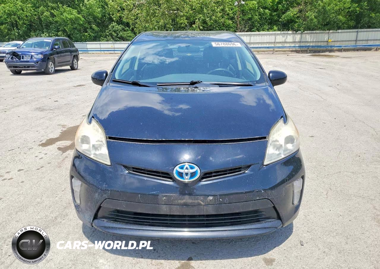 2013 Toyota Prius Three VIN:JTDKN3DU4D5638348 - 5