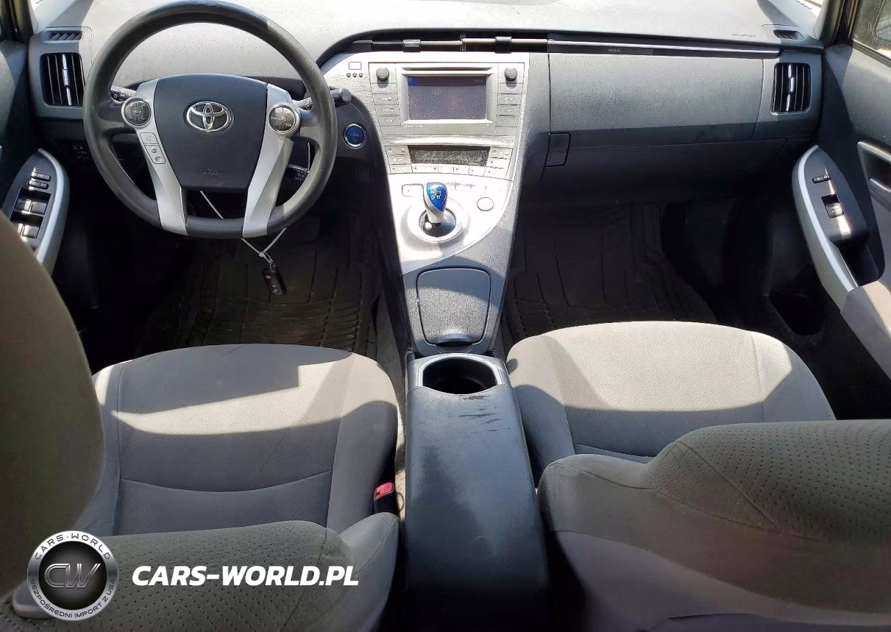 2013 Toyota Prius Three VIN:JTDKN3DU4D5638348 - 8