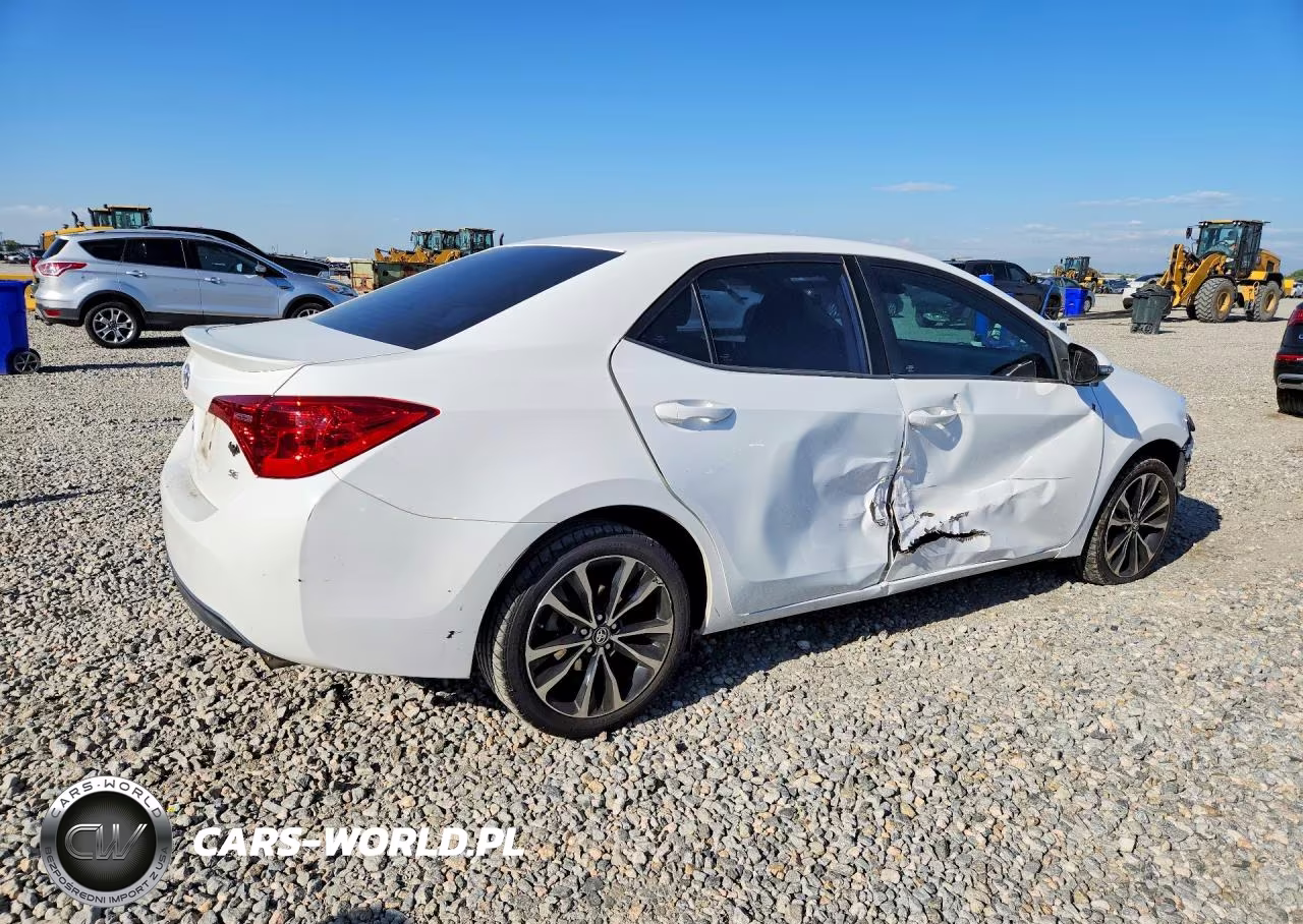 2017 Toyota Corolla Se VIN:2T1BURHE2HC902684 - 3
