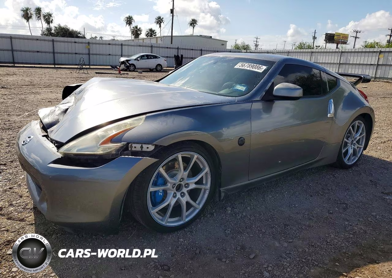 NISSAN 370Z BASE