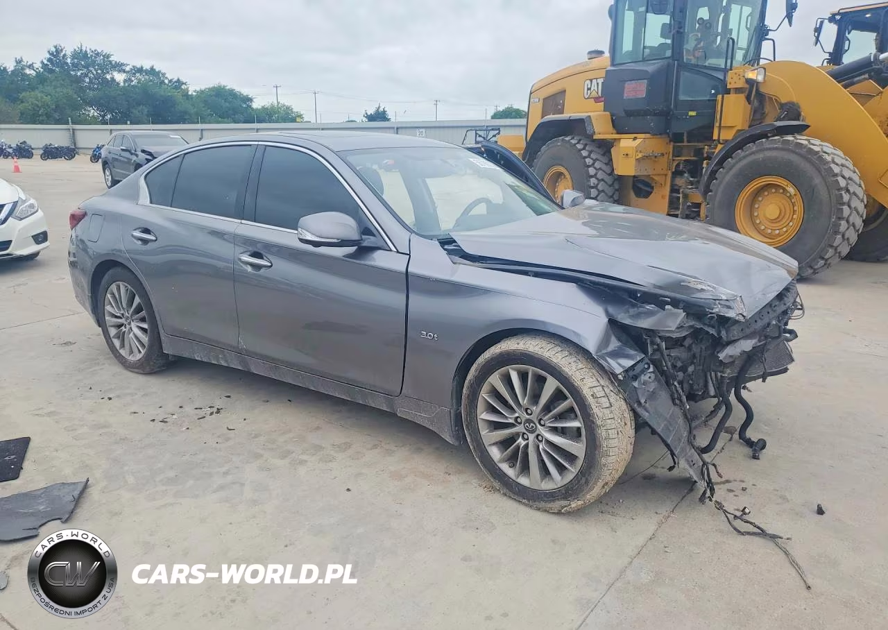 2018 Infiniti Q50 3.0T Luxe VIN:JN1EV7AP7JM355059 - 4