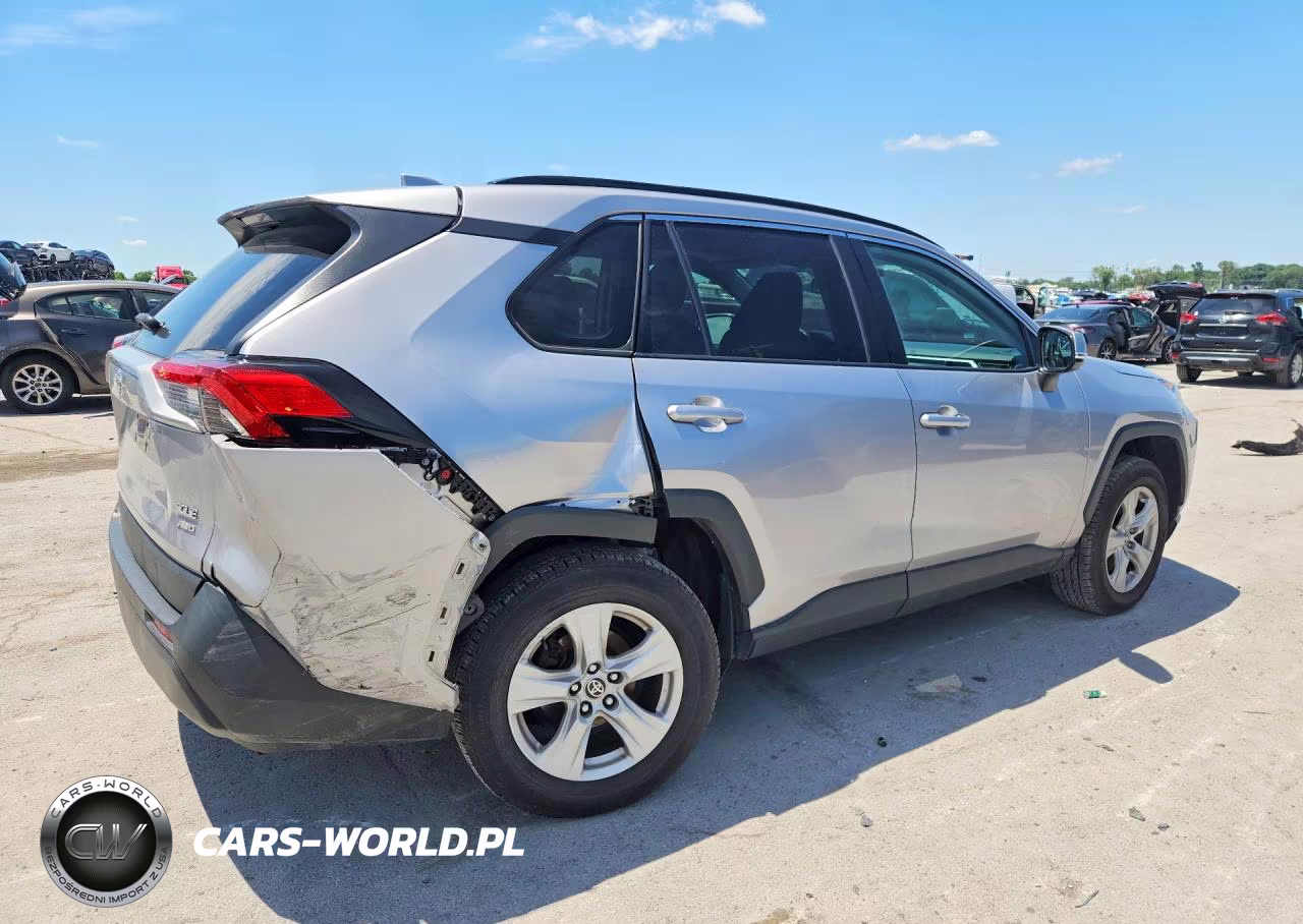 2021 Toyota Rav4 Xle VIN:2T3P1RFV6MC243561 - 3
